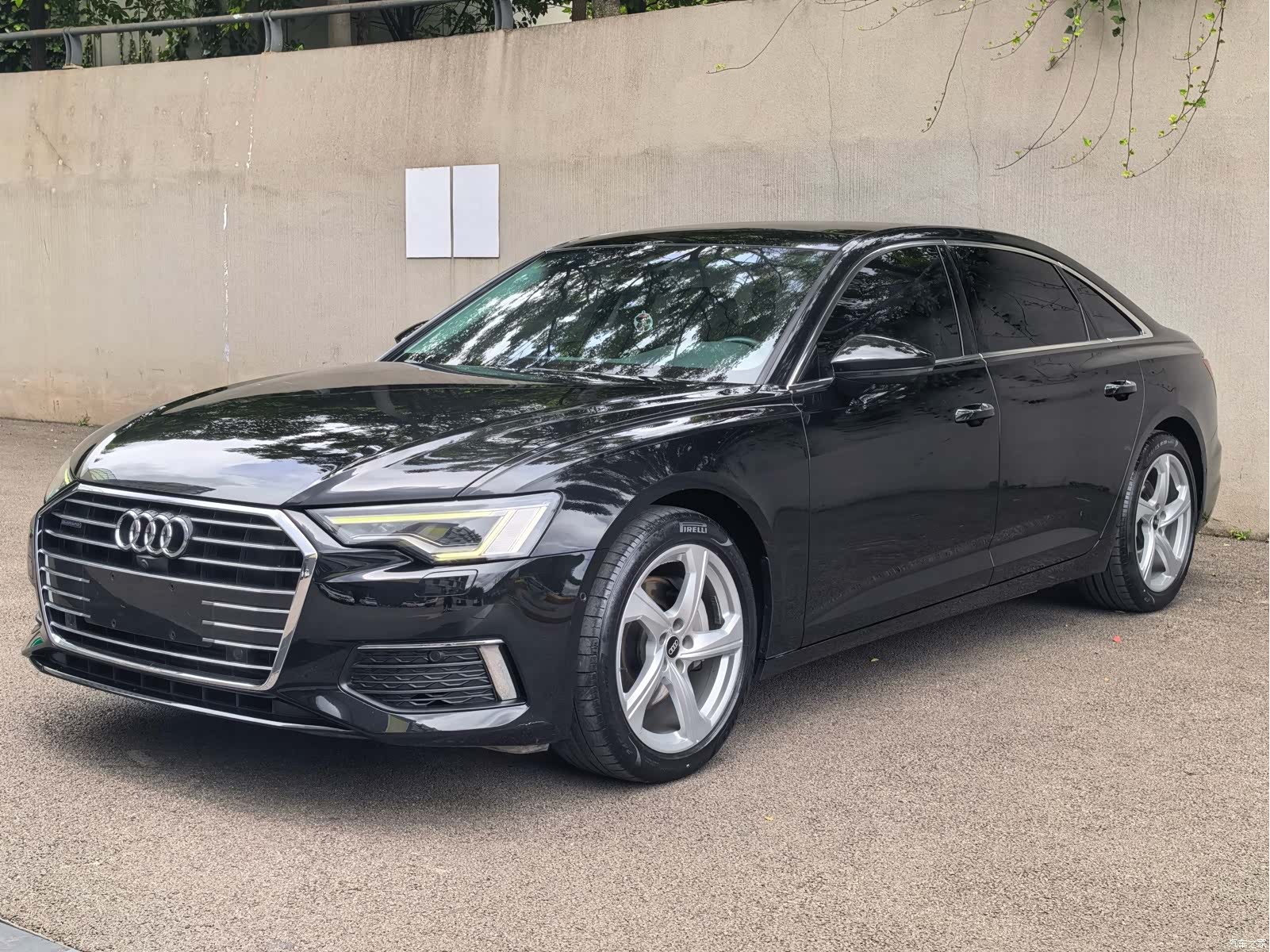 Audi A6L, 2022 1