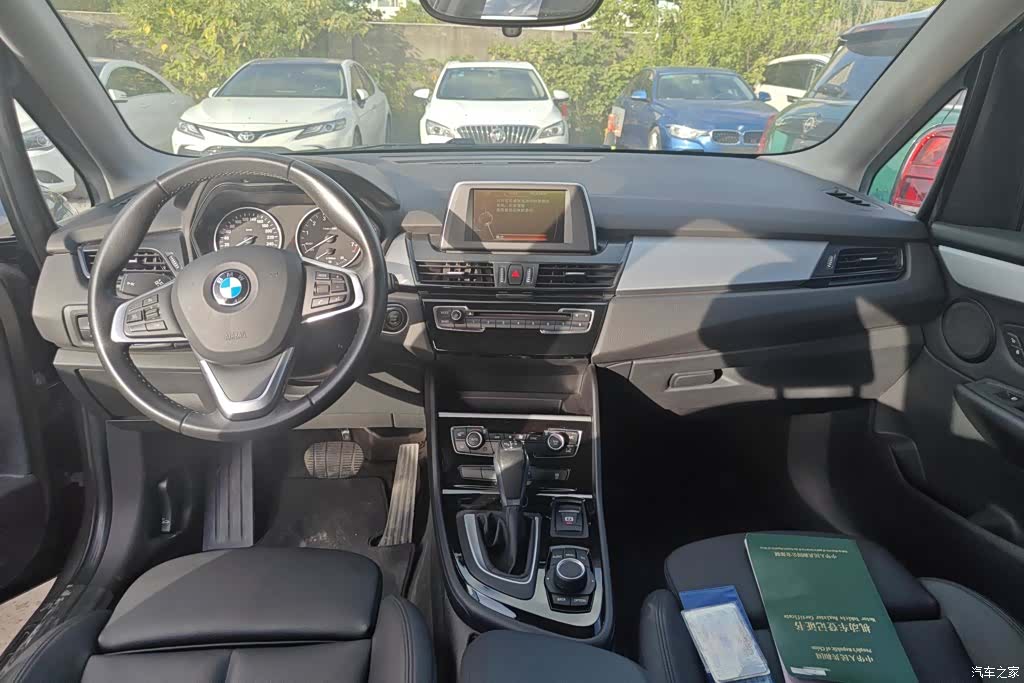 BMW 2 Series, 2017 12