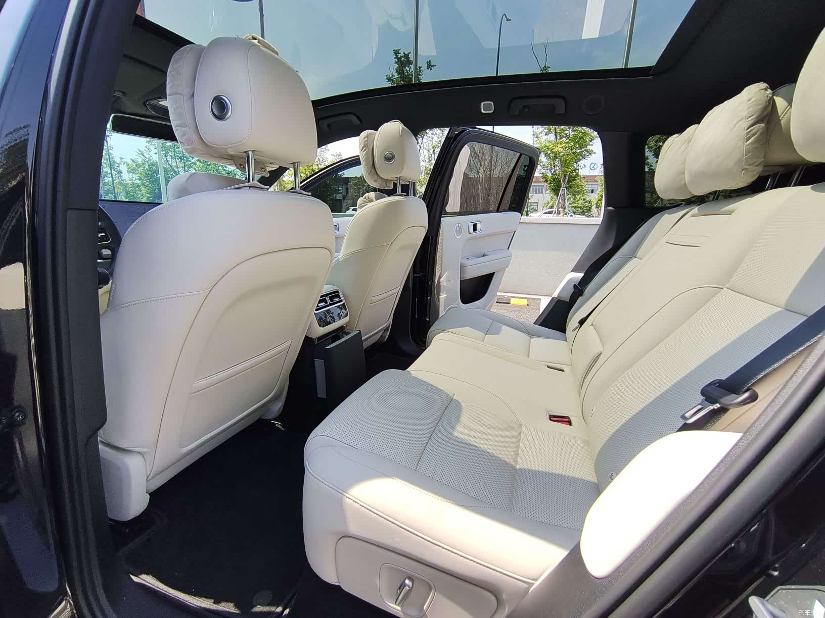 Li Auto L6, 2024 все фото