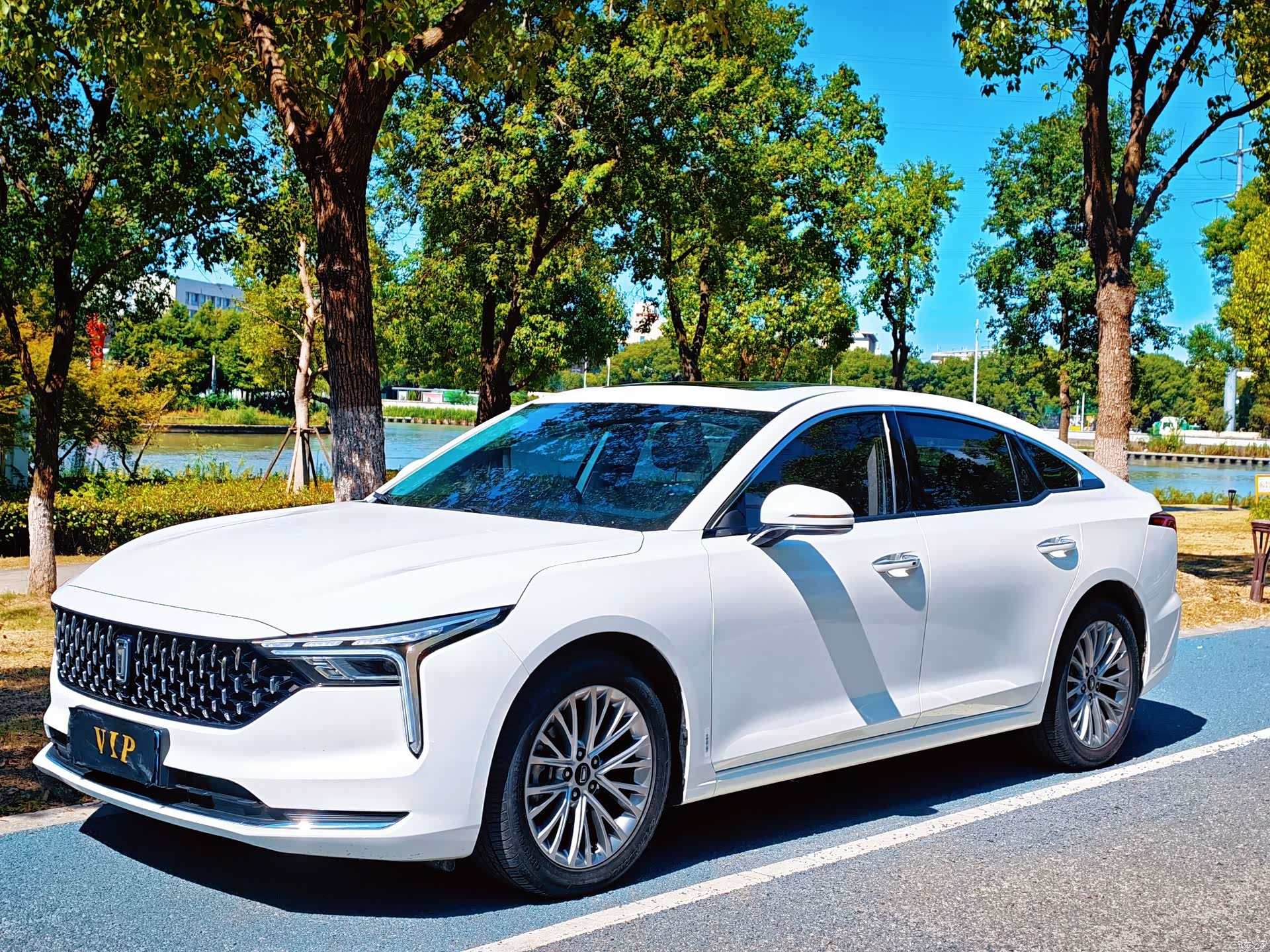 Bestune B70, 2020 1