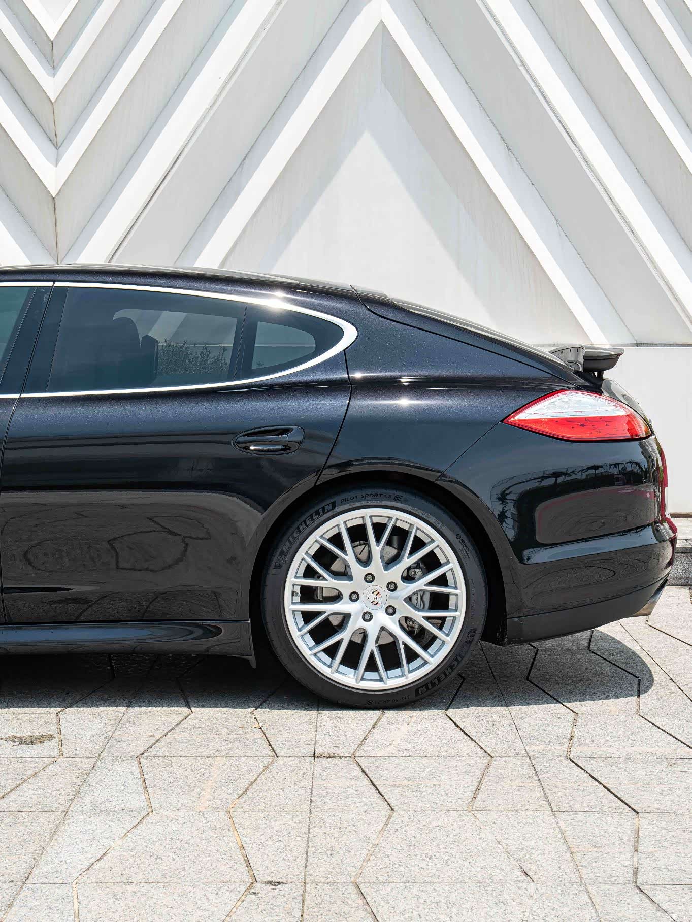 Porsche Panamera, 2010 6