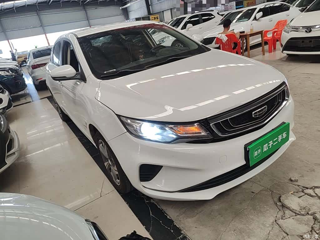 Geely Emgrand, 2020 4