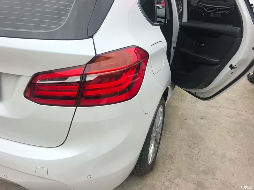 BMW 2 Series, 2018 8