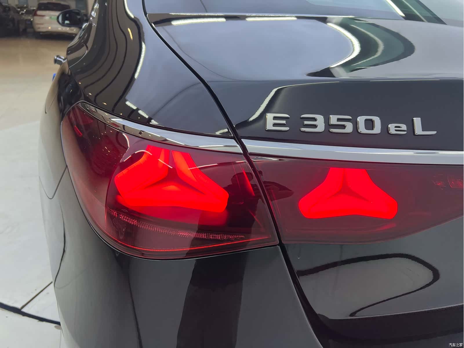 Mercedes-Benz E-Class, 2024 8