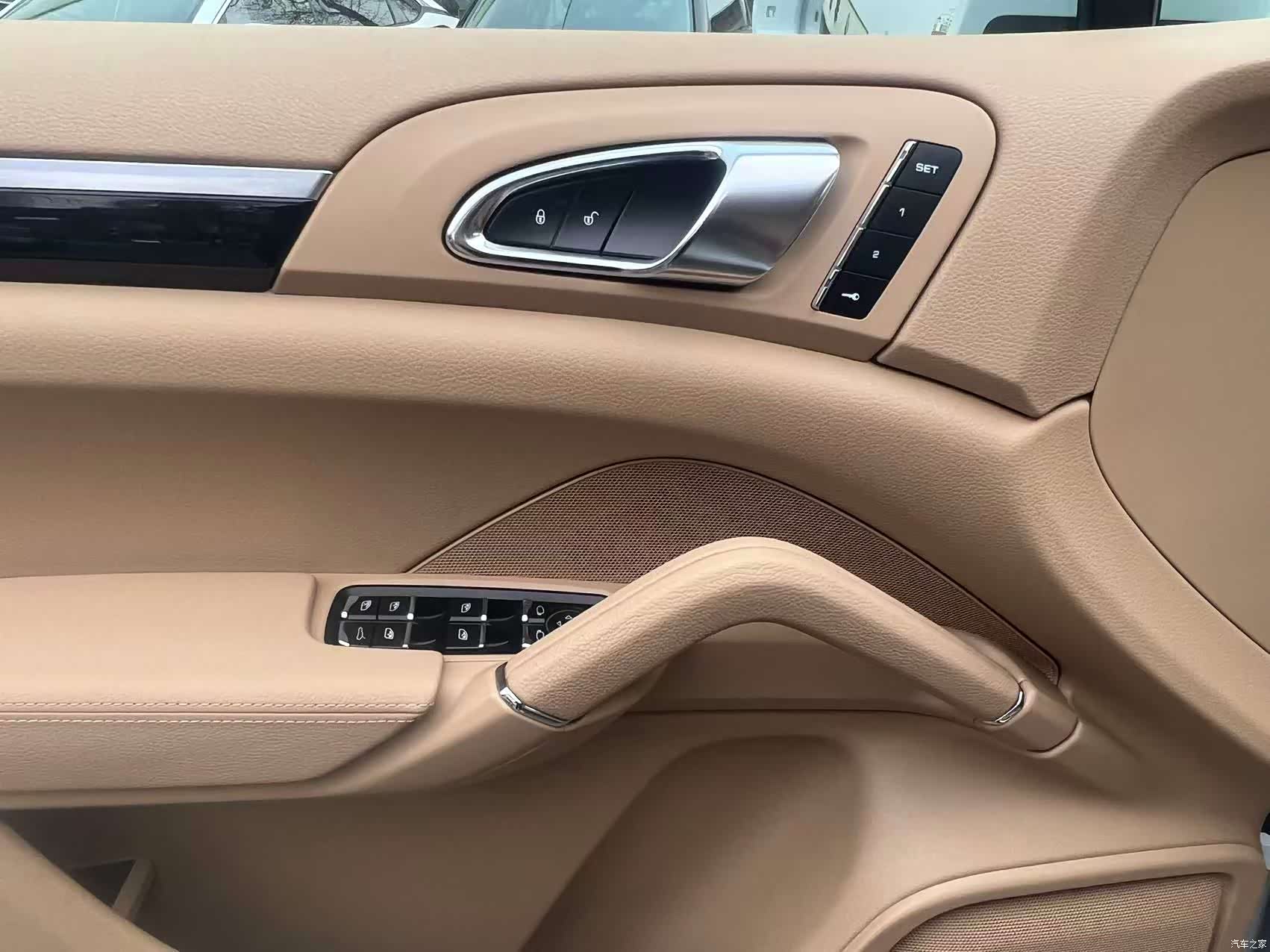 Porsche Cayenne, 2016 14