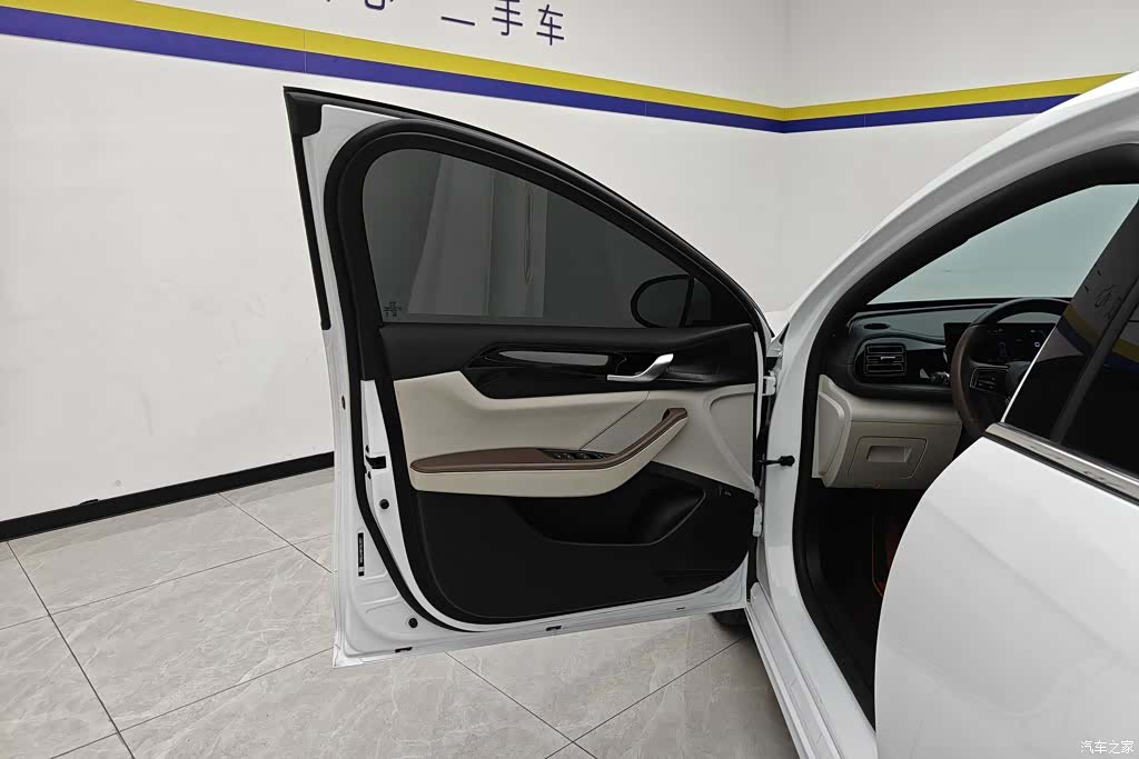 BYD Qin, 2024 7