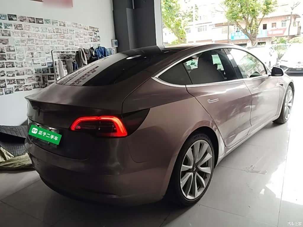 Tesla Model 3, 2020 все фото
