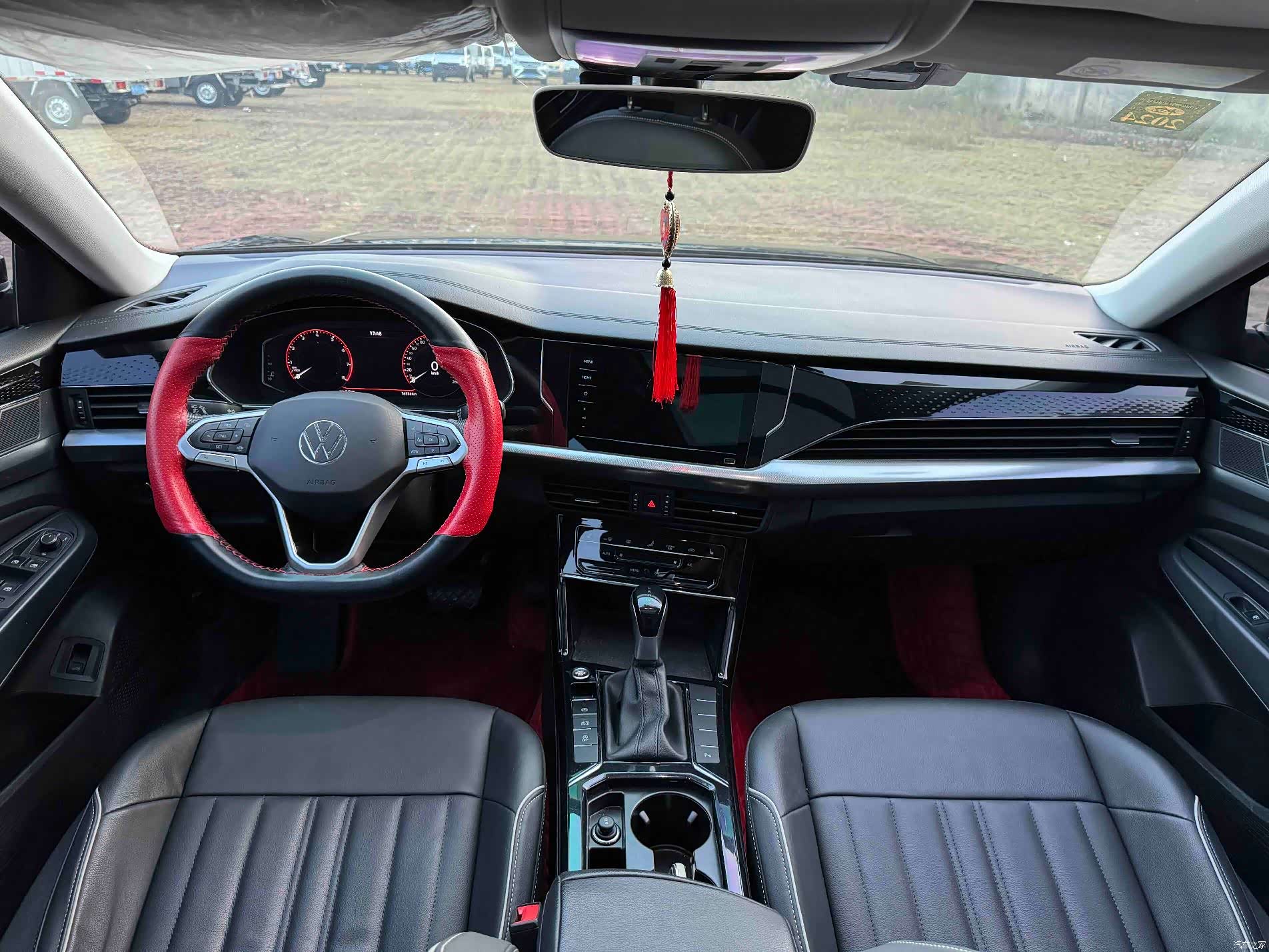 Volkswagen Passat, 2022 все фото