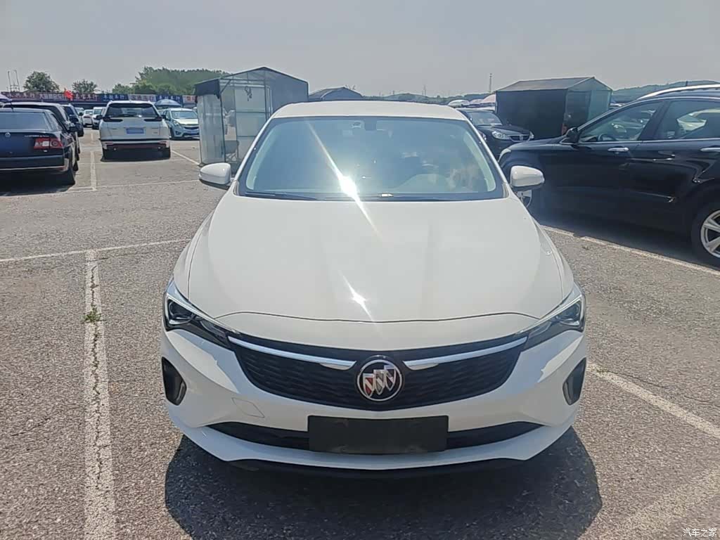 Buick Verano, 2023 3