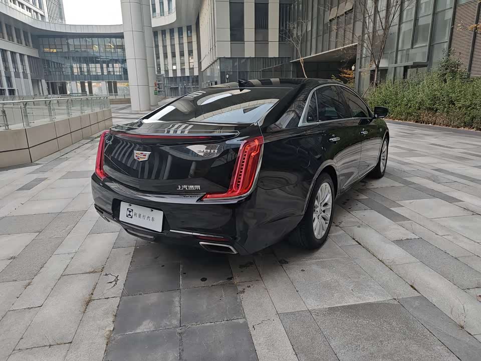 Cadillac XTS