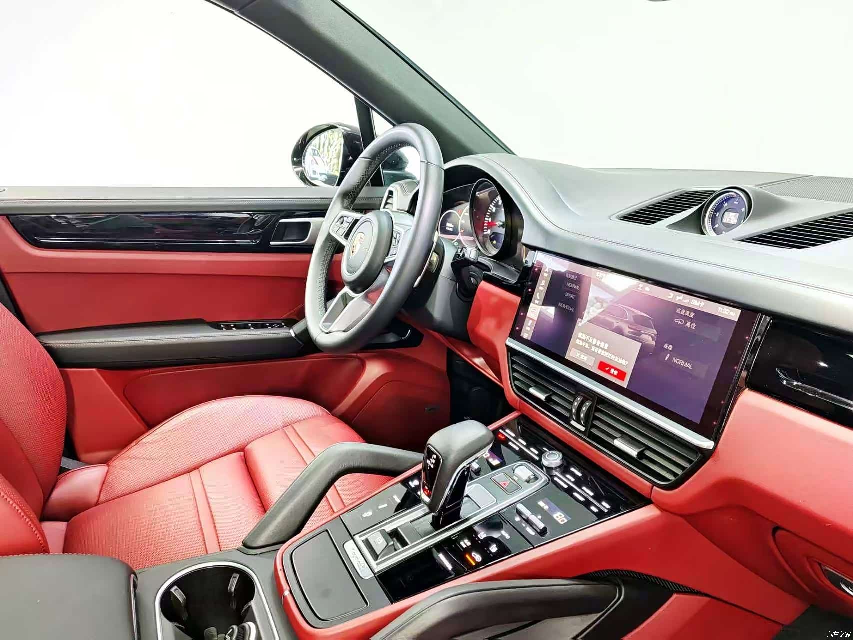 Porsche Cayenne, 2020 11