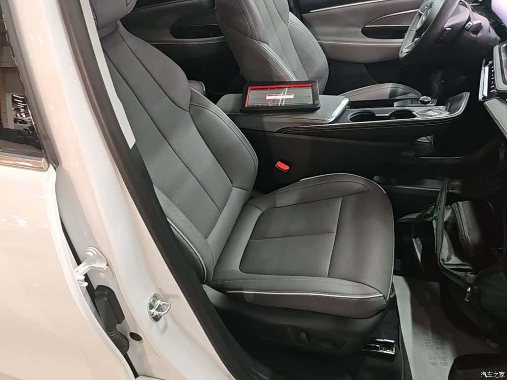 Buick E5, 2025 25