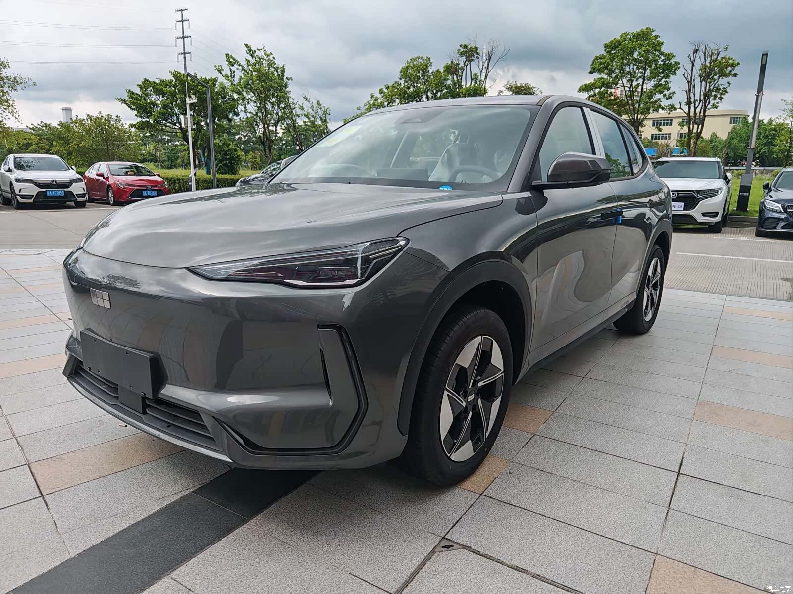 Geely Galaxy E5