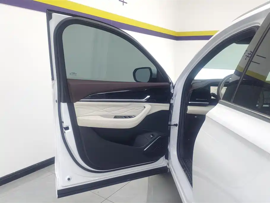 Geely Monjaro