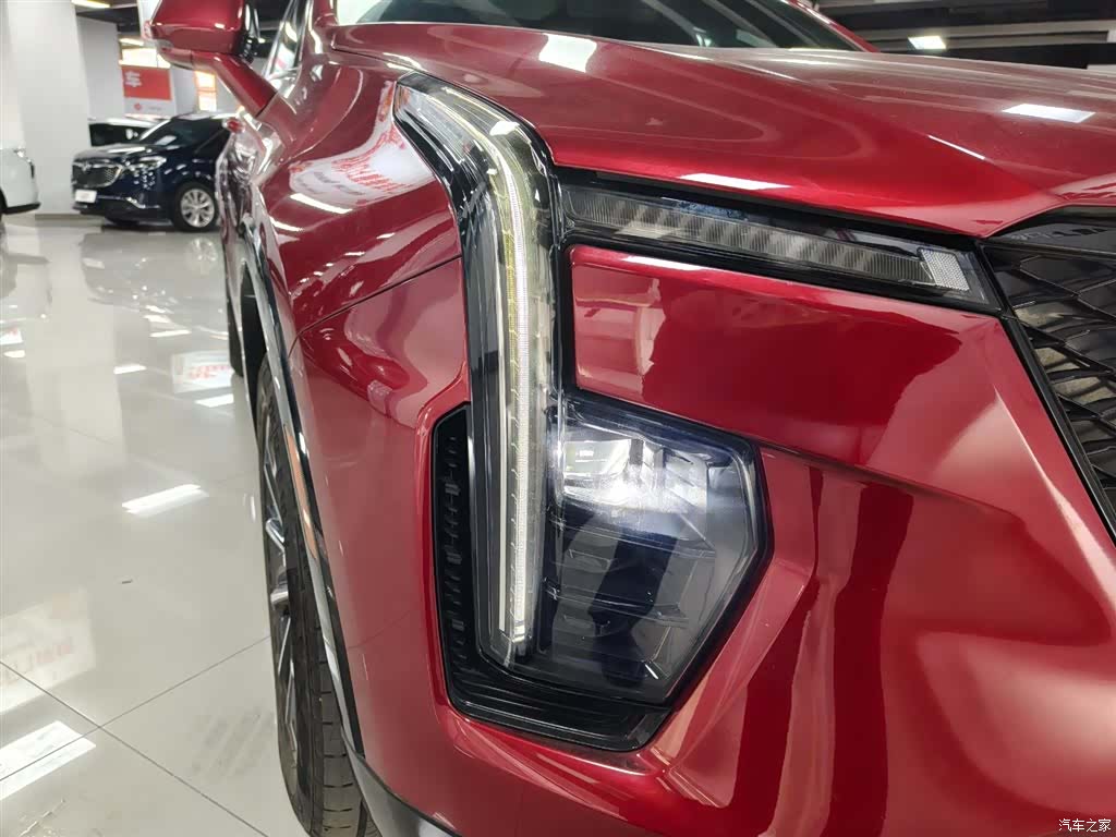 Cadillac XT4, 2023 24