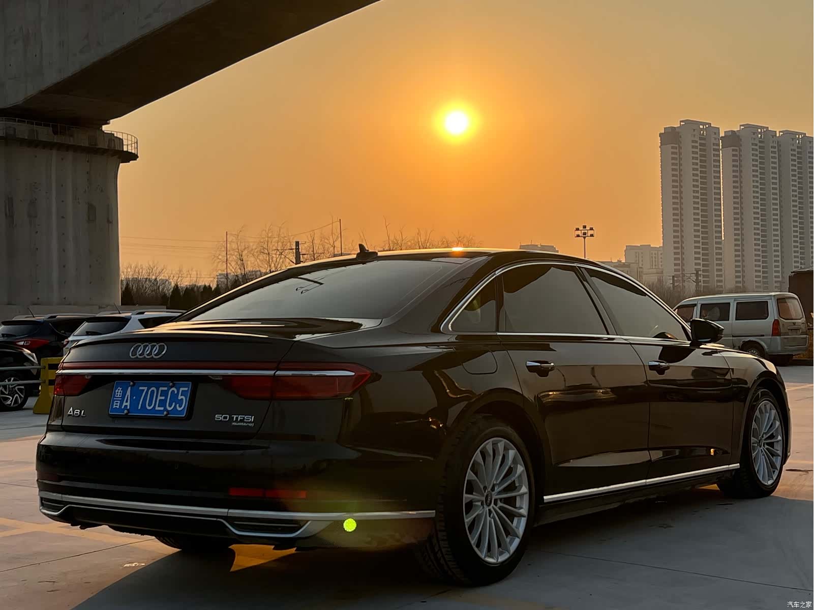 Audi A8L, 2021 все фото