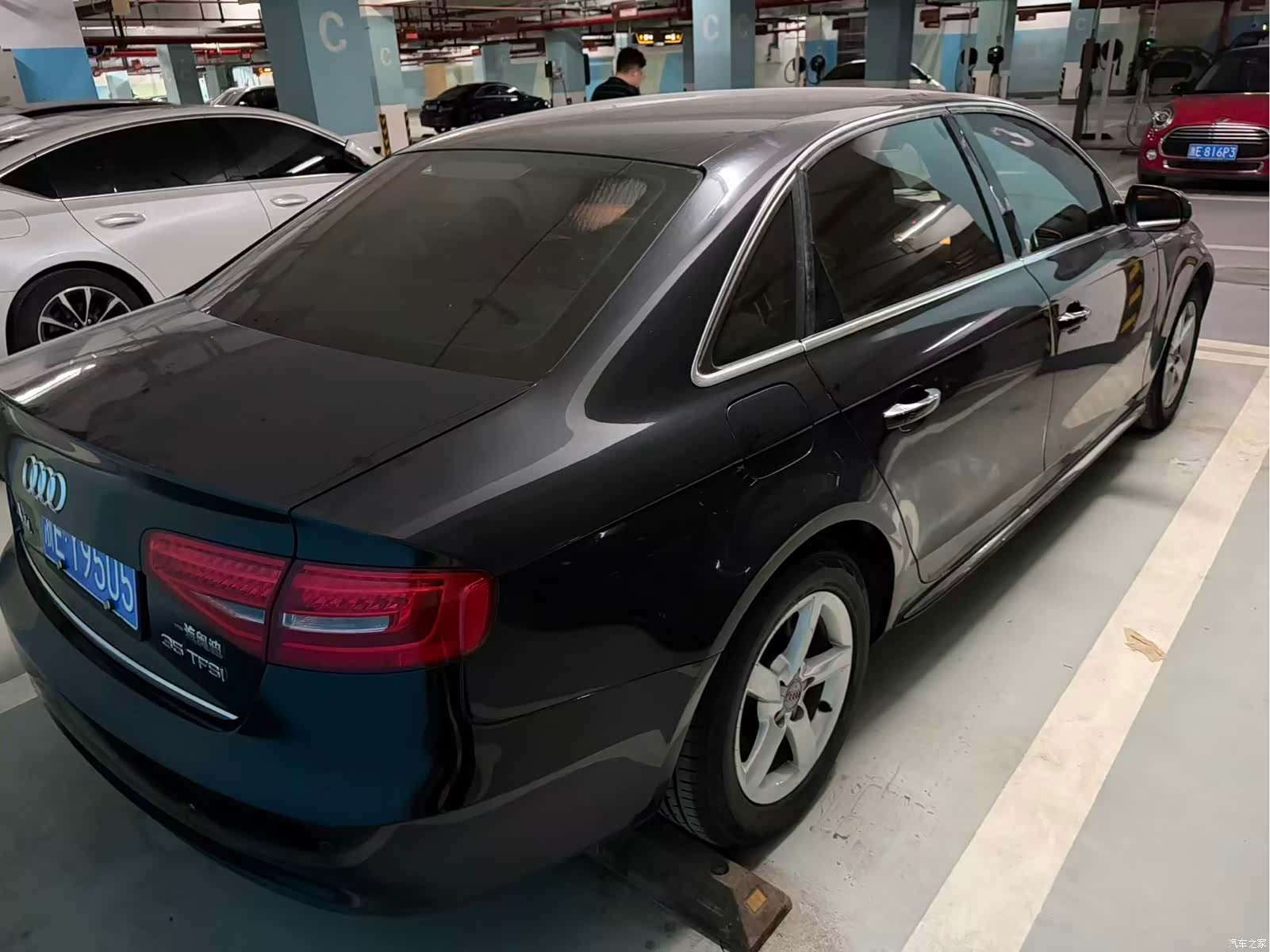 Audi A4L, 2015 4