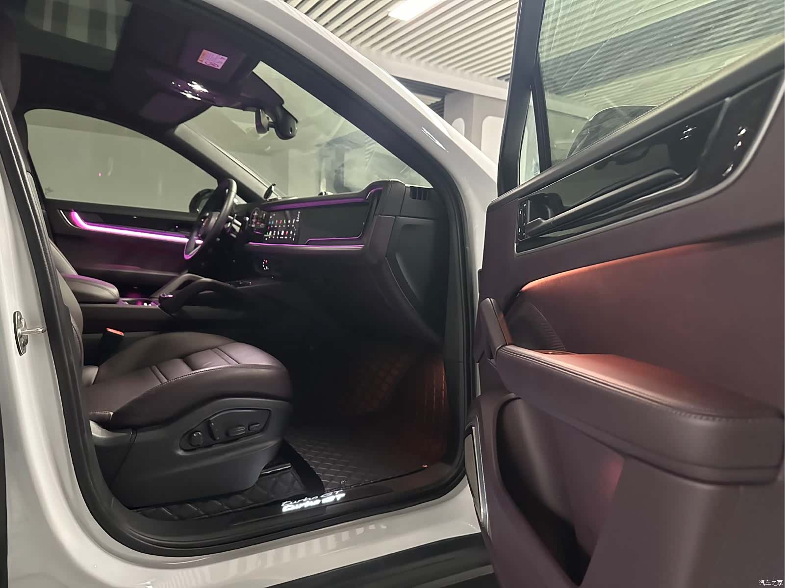Porsche Cayenne, 2025 19