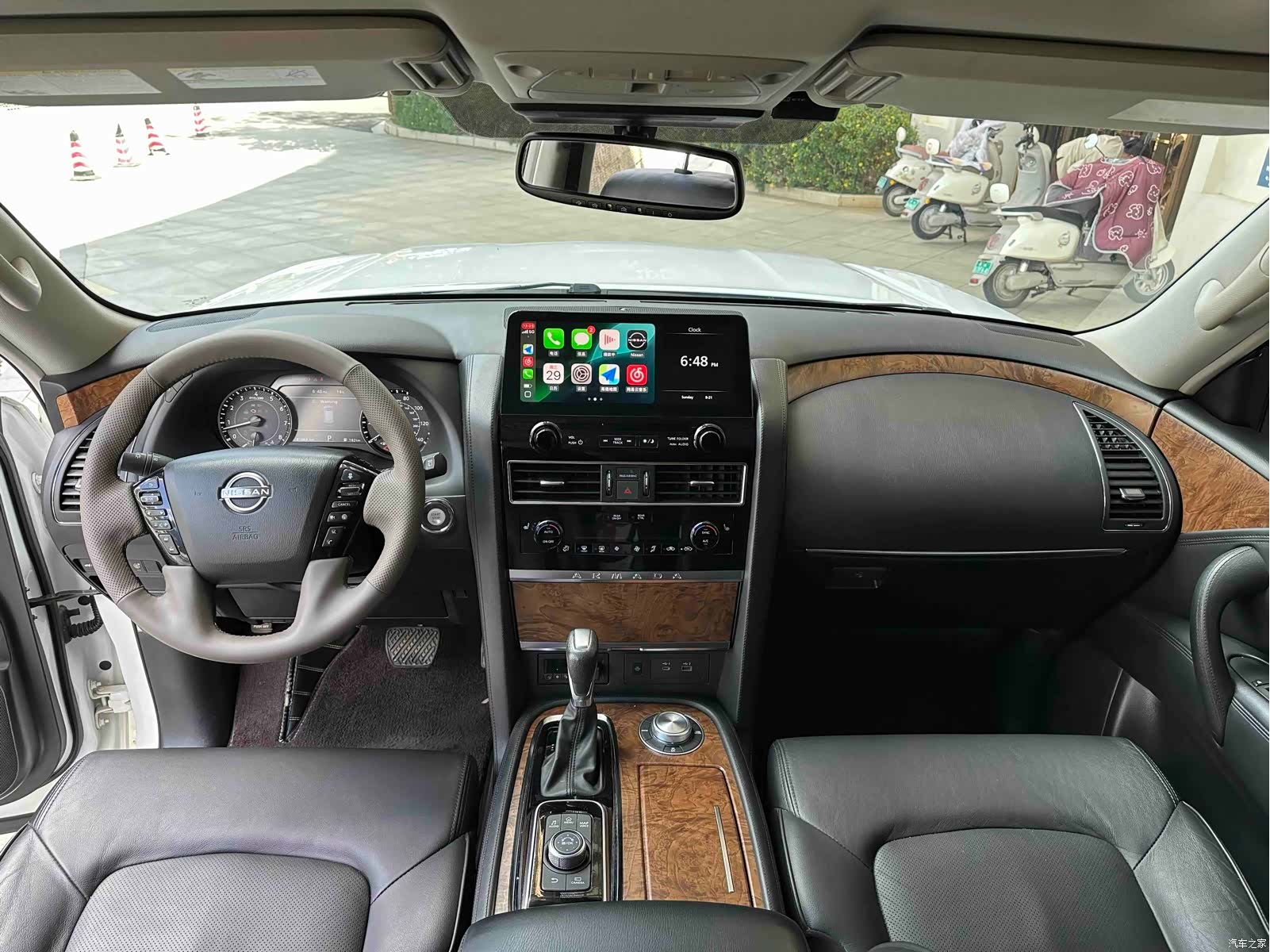 Nissan Patrol, 2023 11