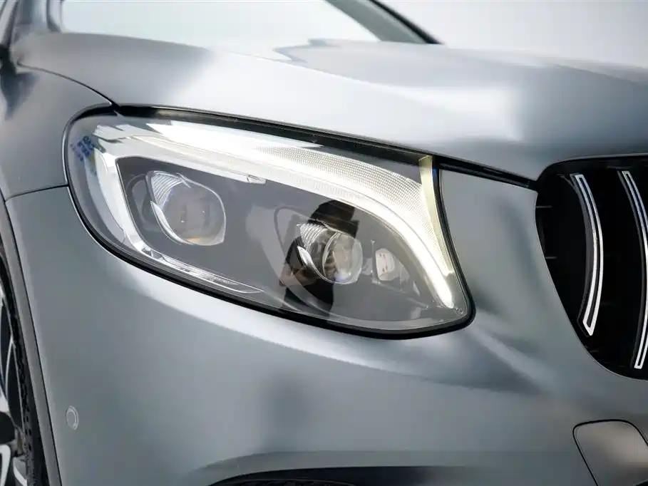 Mercedes-Benz GLC AMG