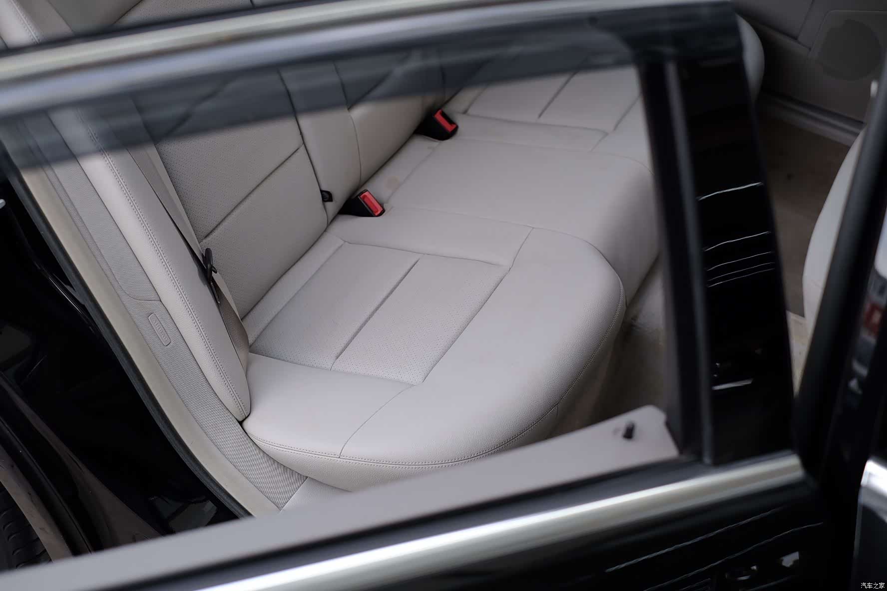 Mercedes-Benz E-Class, 2012 60