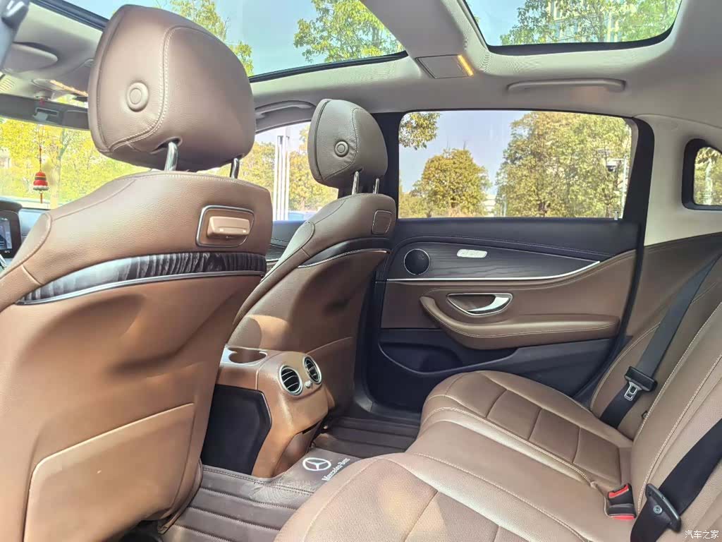 Mercedes-Benz E-Class, 2020 23