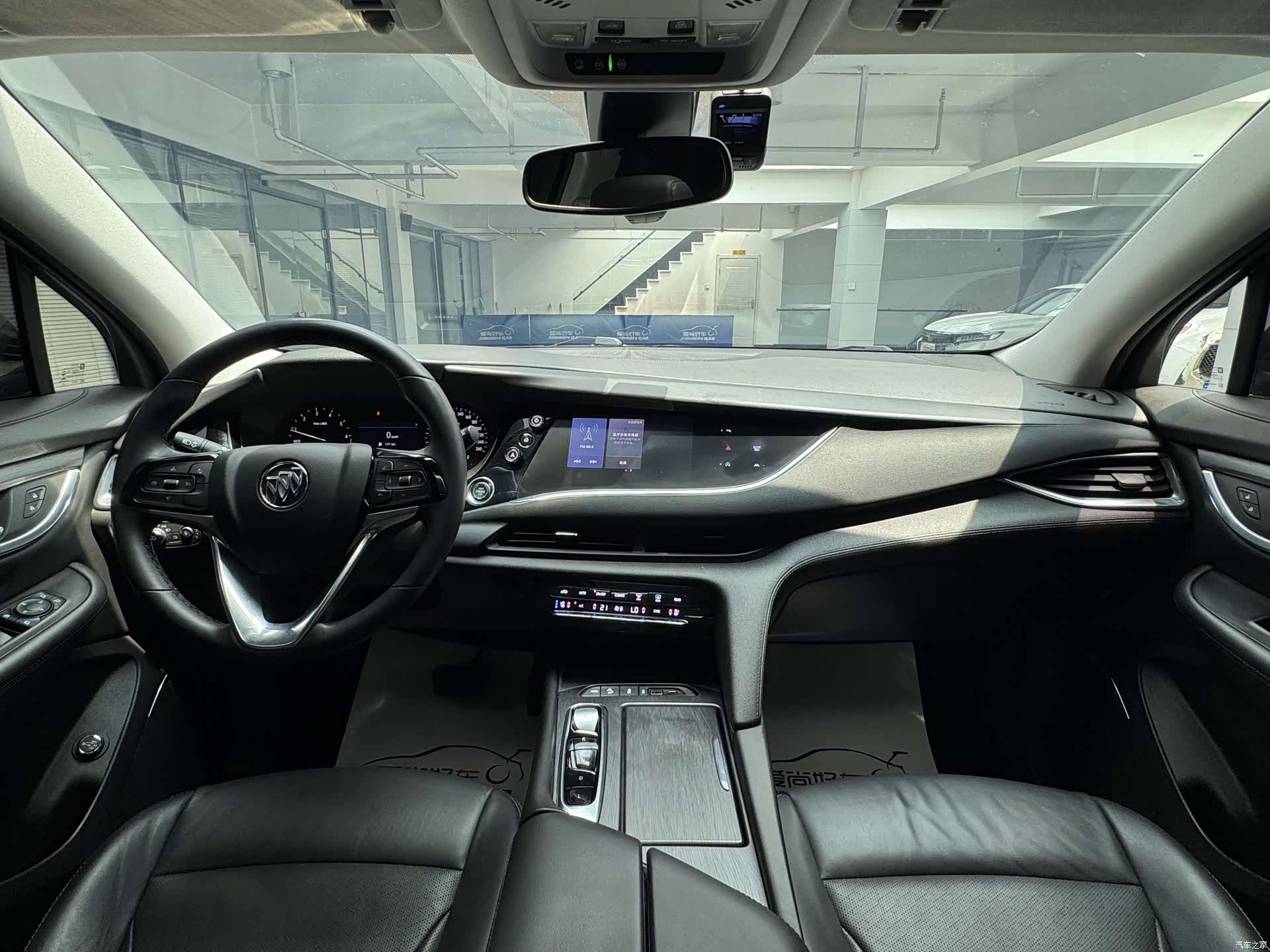 Buick Enclave, 2021 9