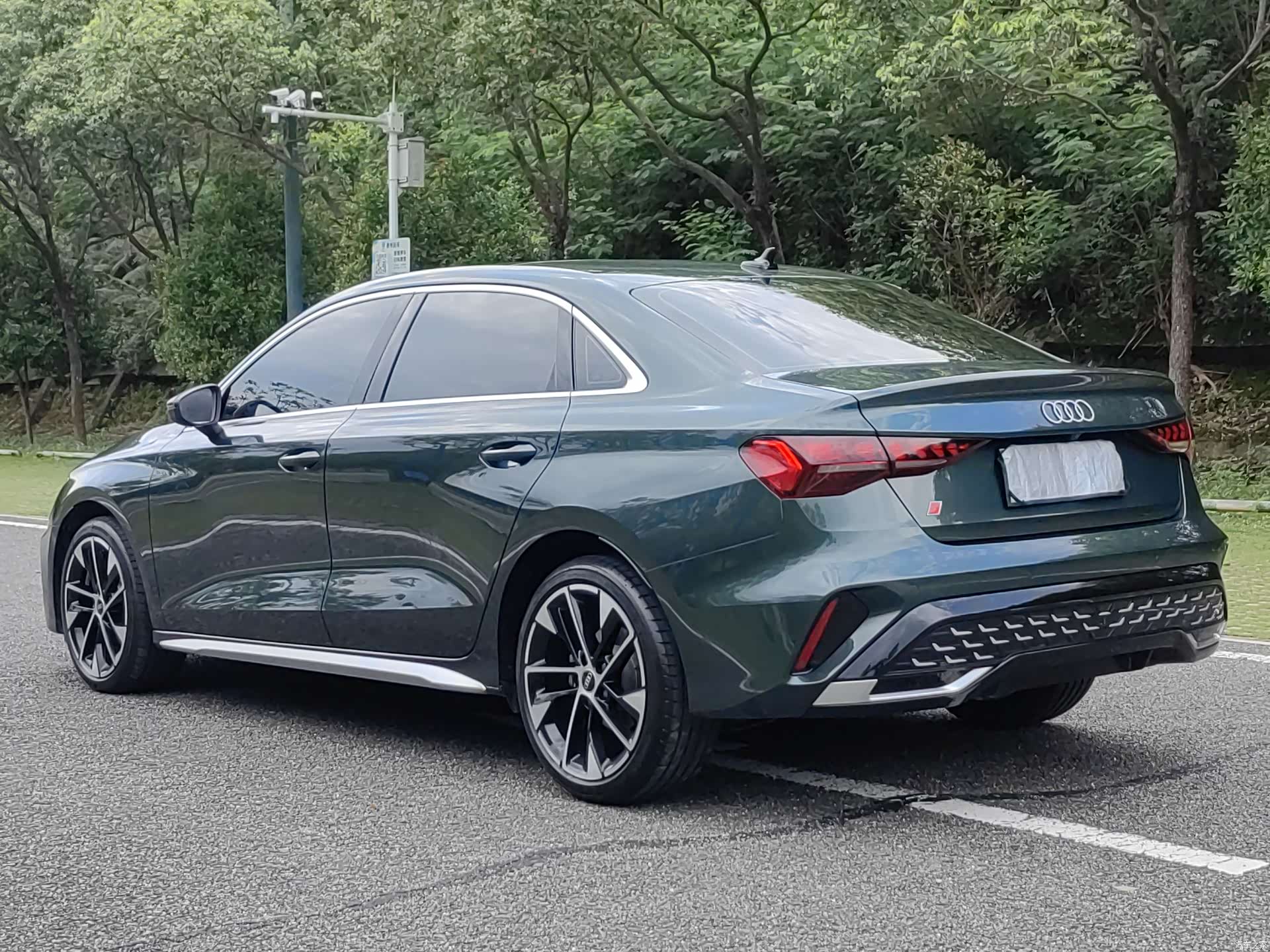 Audi Flying Spur, 2025 7