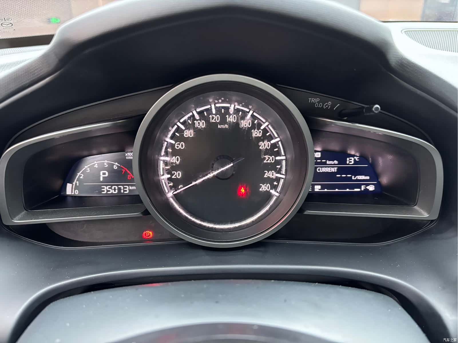 Mazda CX-4, 2023 12