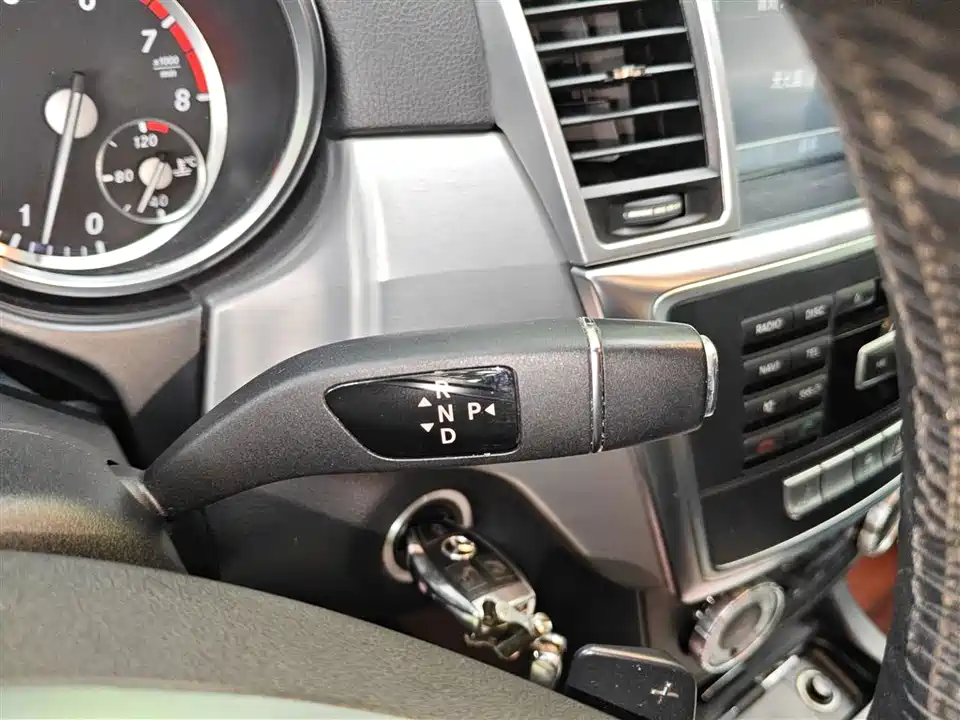 Mercedes-Benz M class