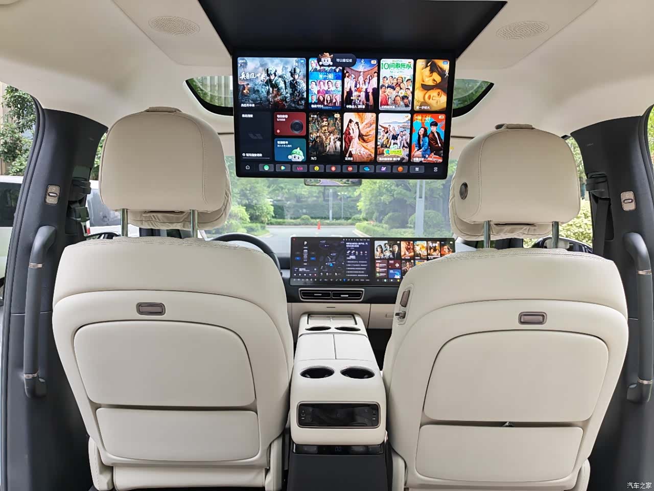 Li Auto MEGA, 2025 10