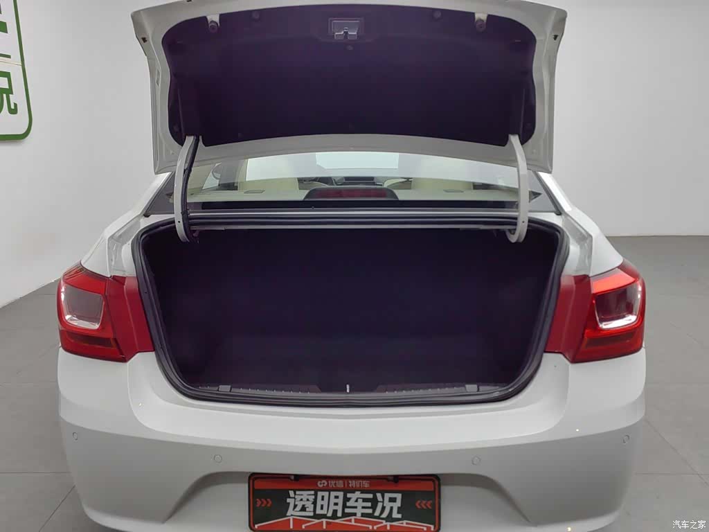 Chevrolet SE, 2015 16
