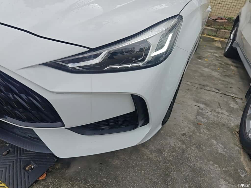 MG MG5, 2021 18