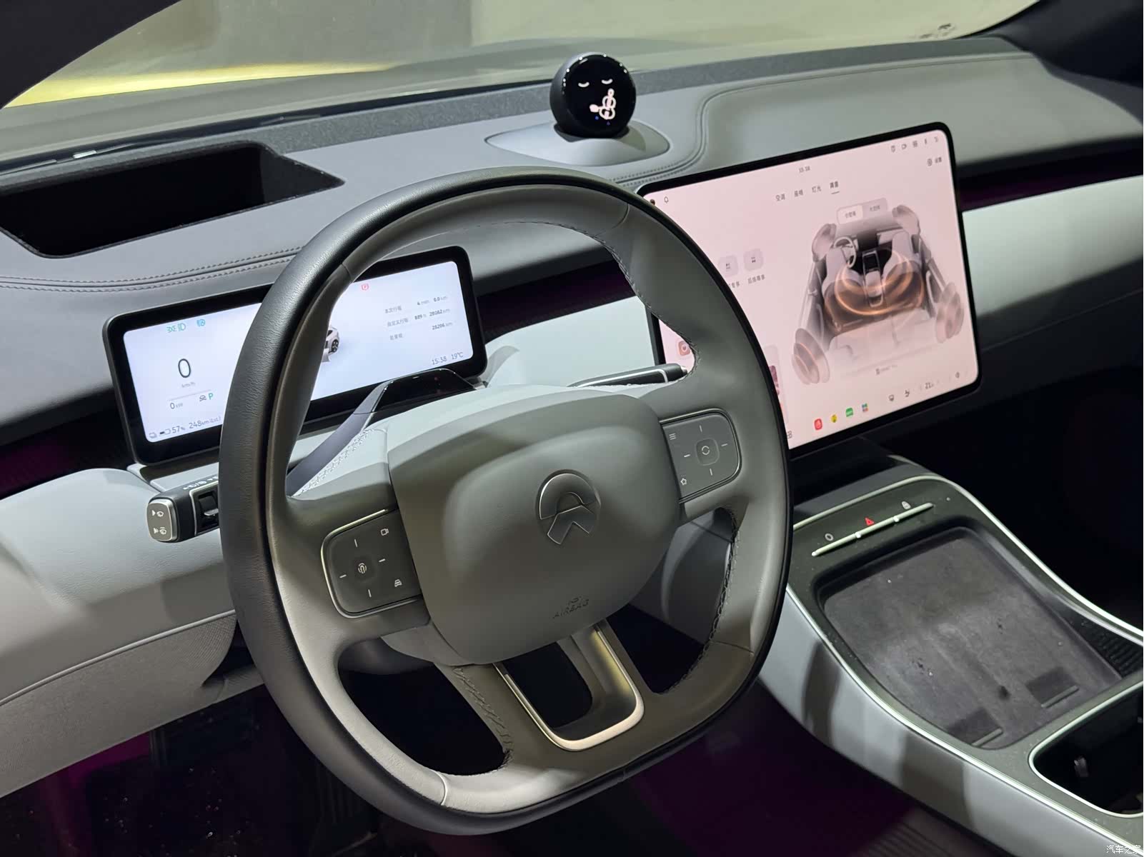 NIO ET5, 2025 3
