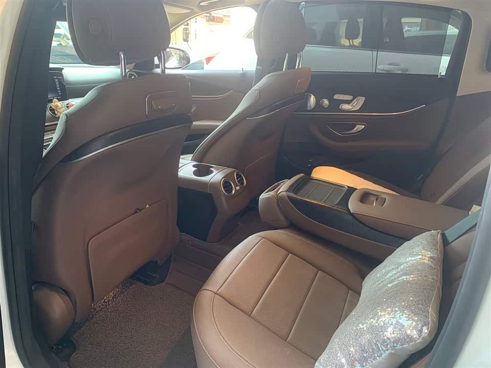 Mercedes-Benz E-class Mercedes-Benz E-class