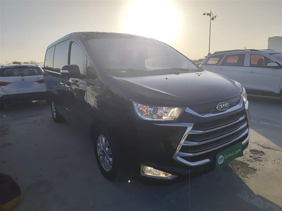 JAC Refine Ruifeng M4