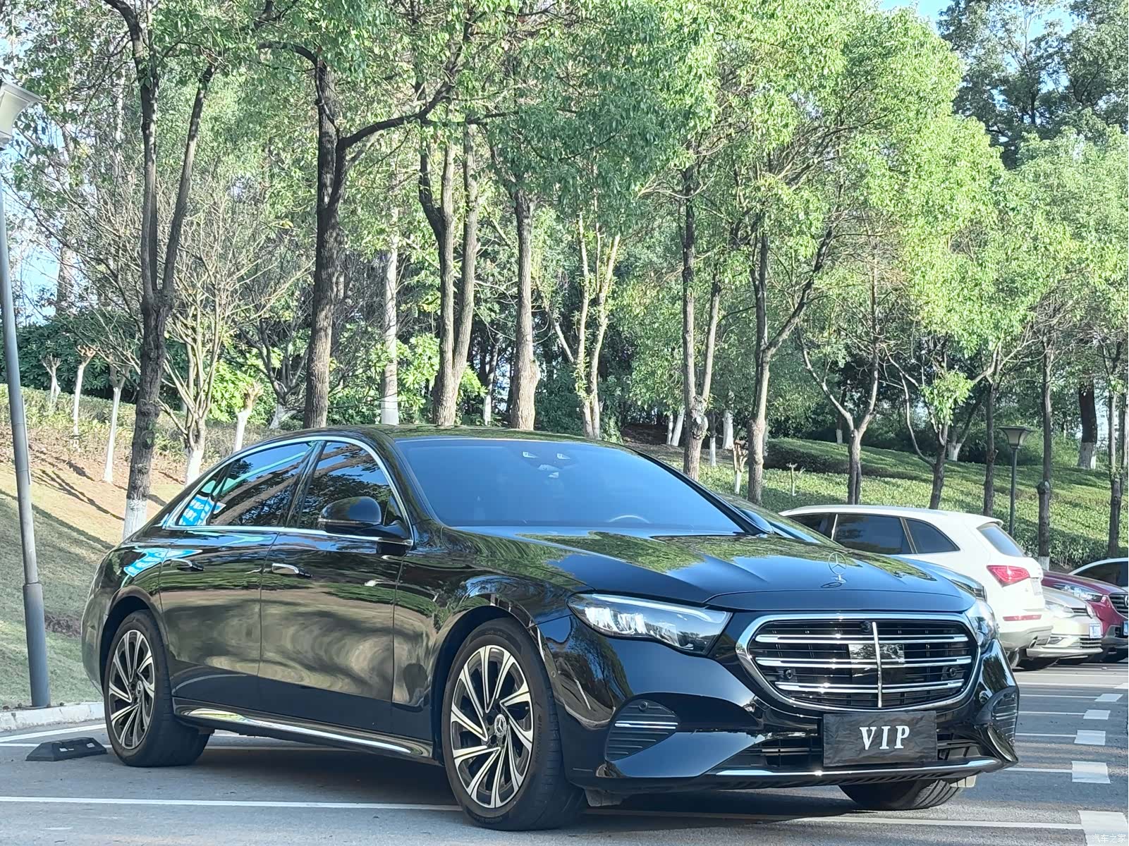 Mercedes-Benz E-Class, 2024 3