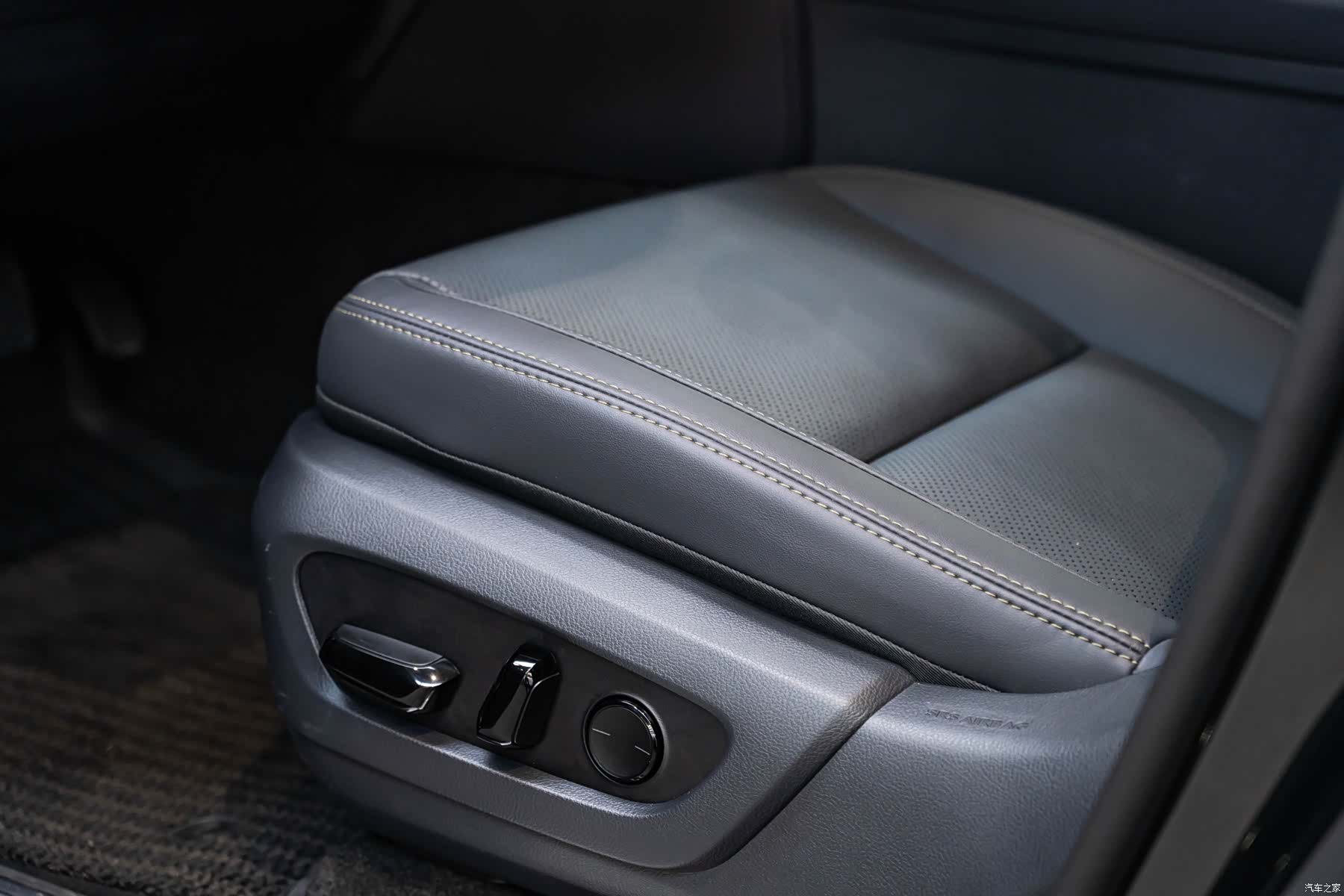 Lexus GX, 2025 22