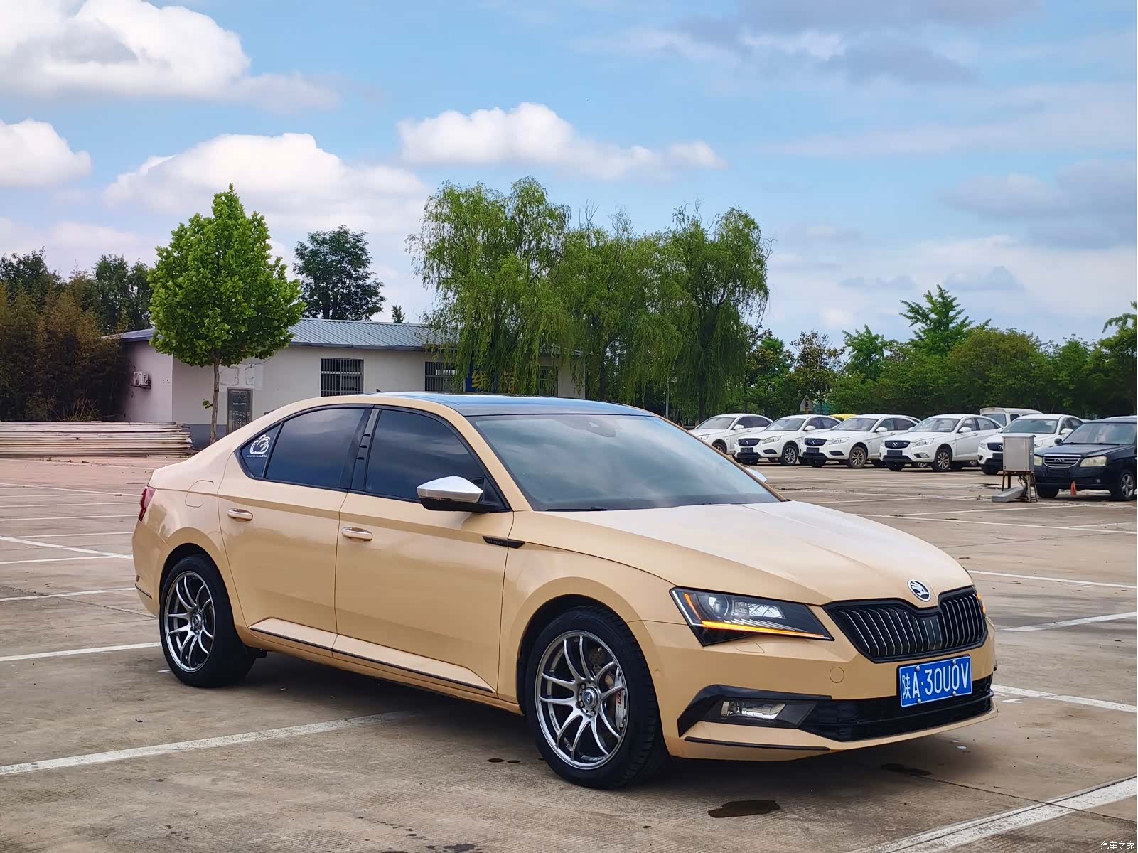 Skoda Superb, 2018 3