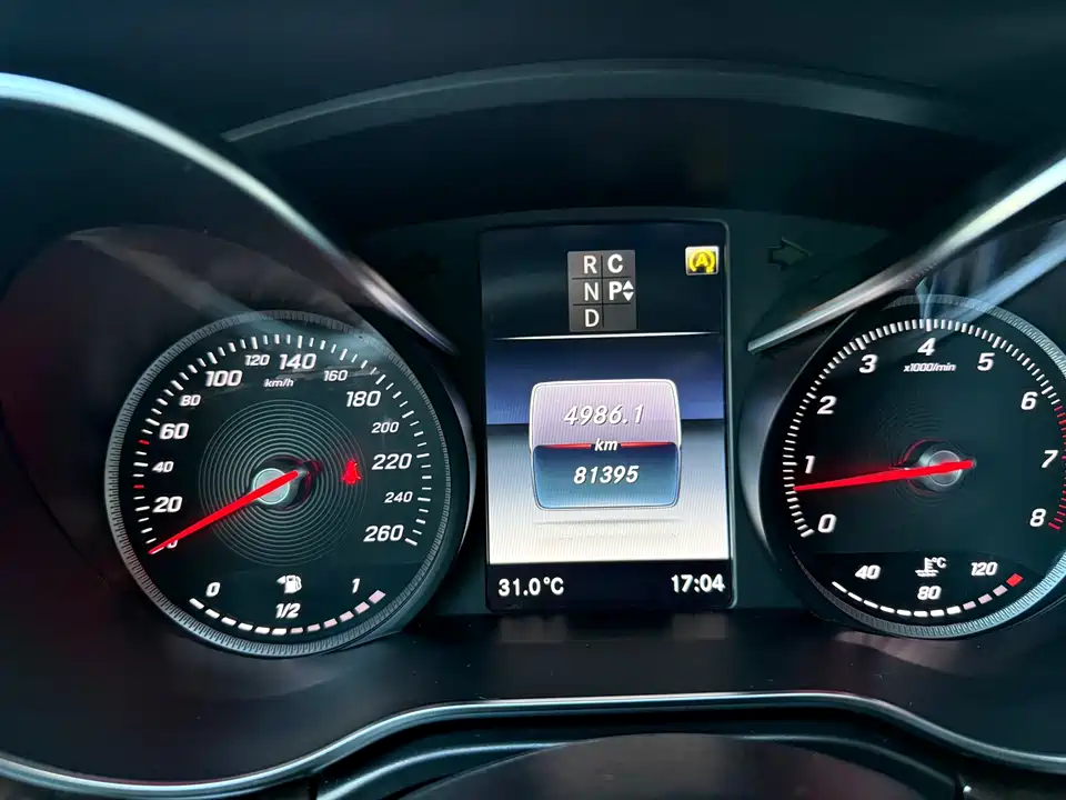 Mercedes-Benz V-class