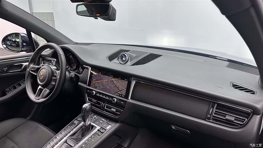 Porsche Macan, 2019 11