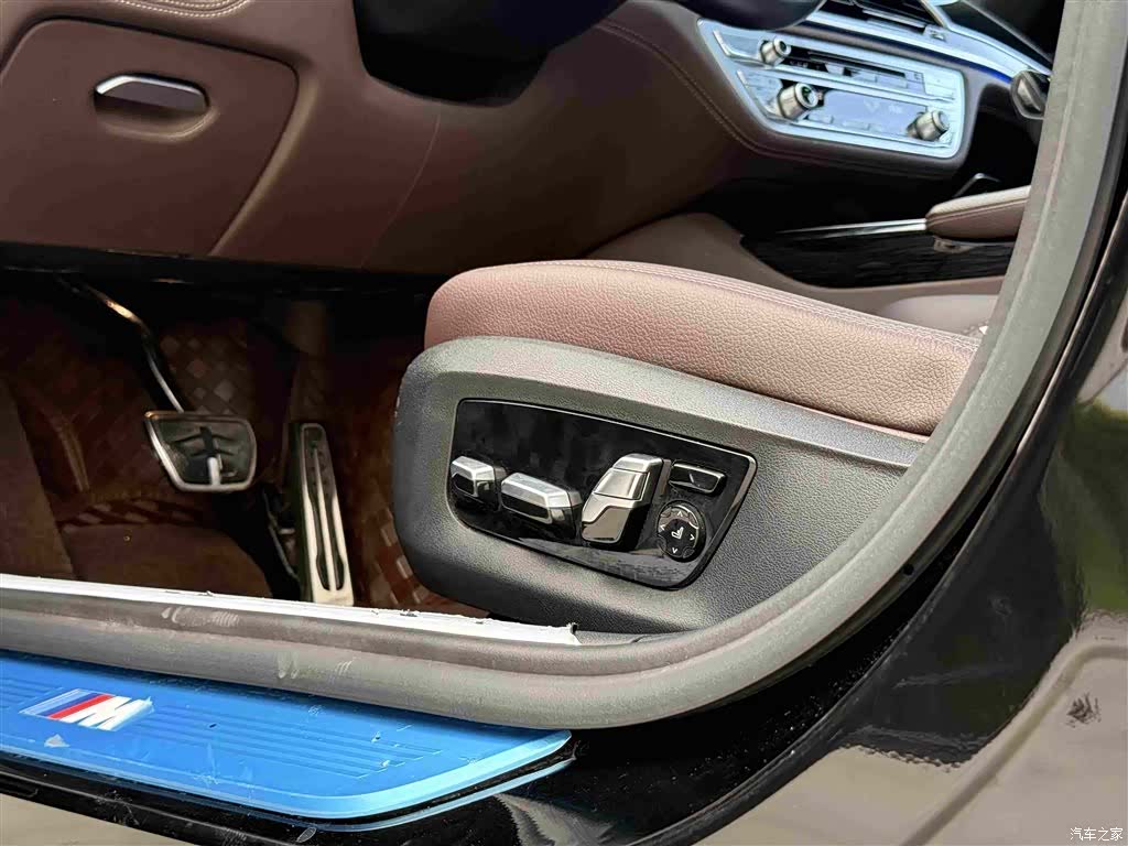 BMW 7 Series, 2018 18