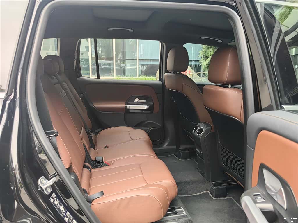 Mercedes-Benz GLB, 2025 17
