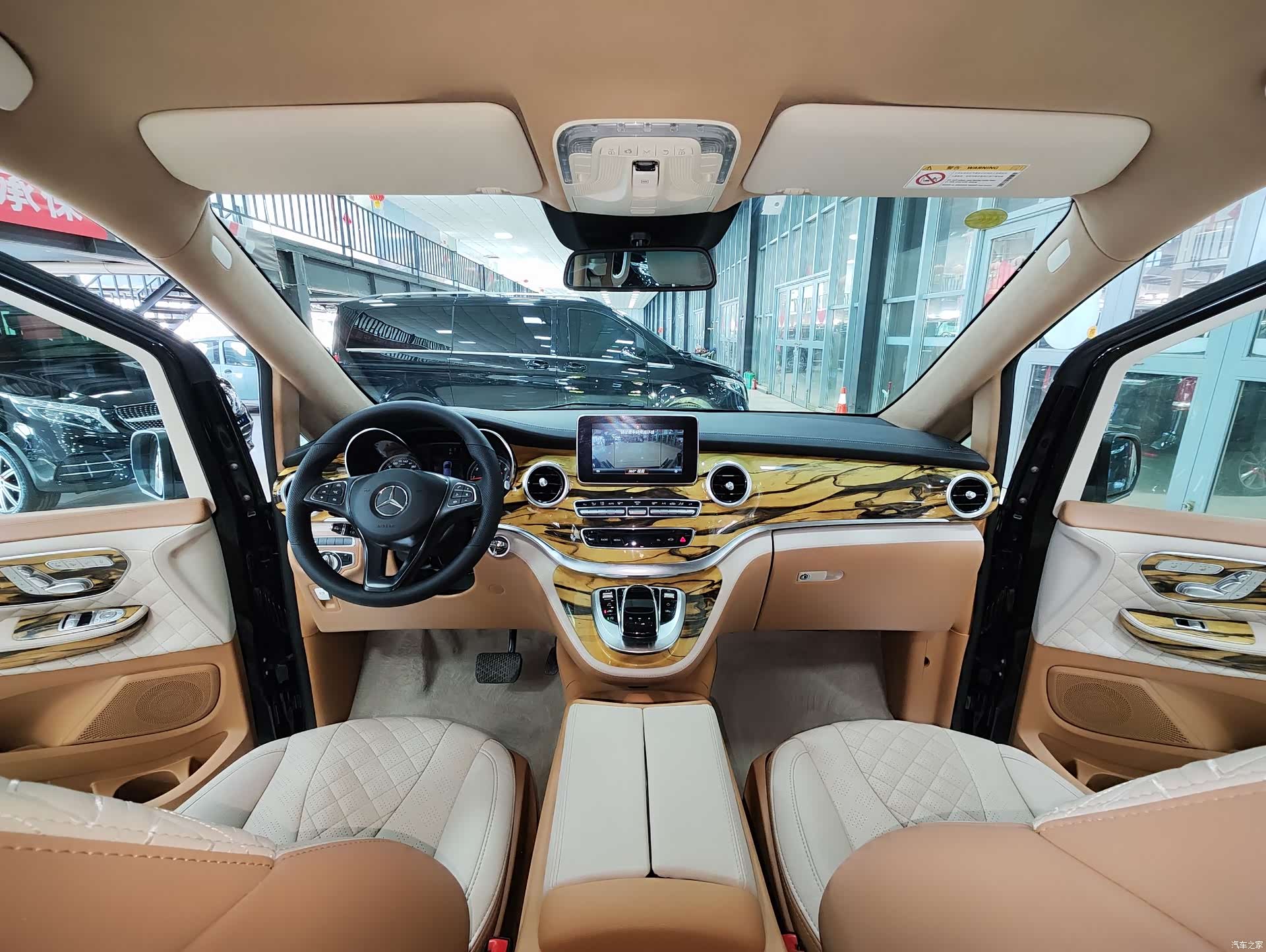 Mercedes-Benz V-Class, 2020 4
