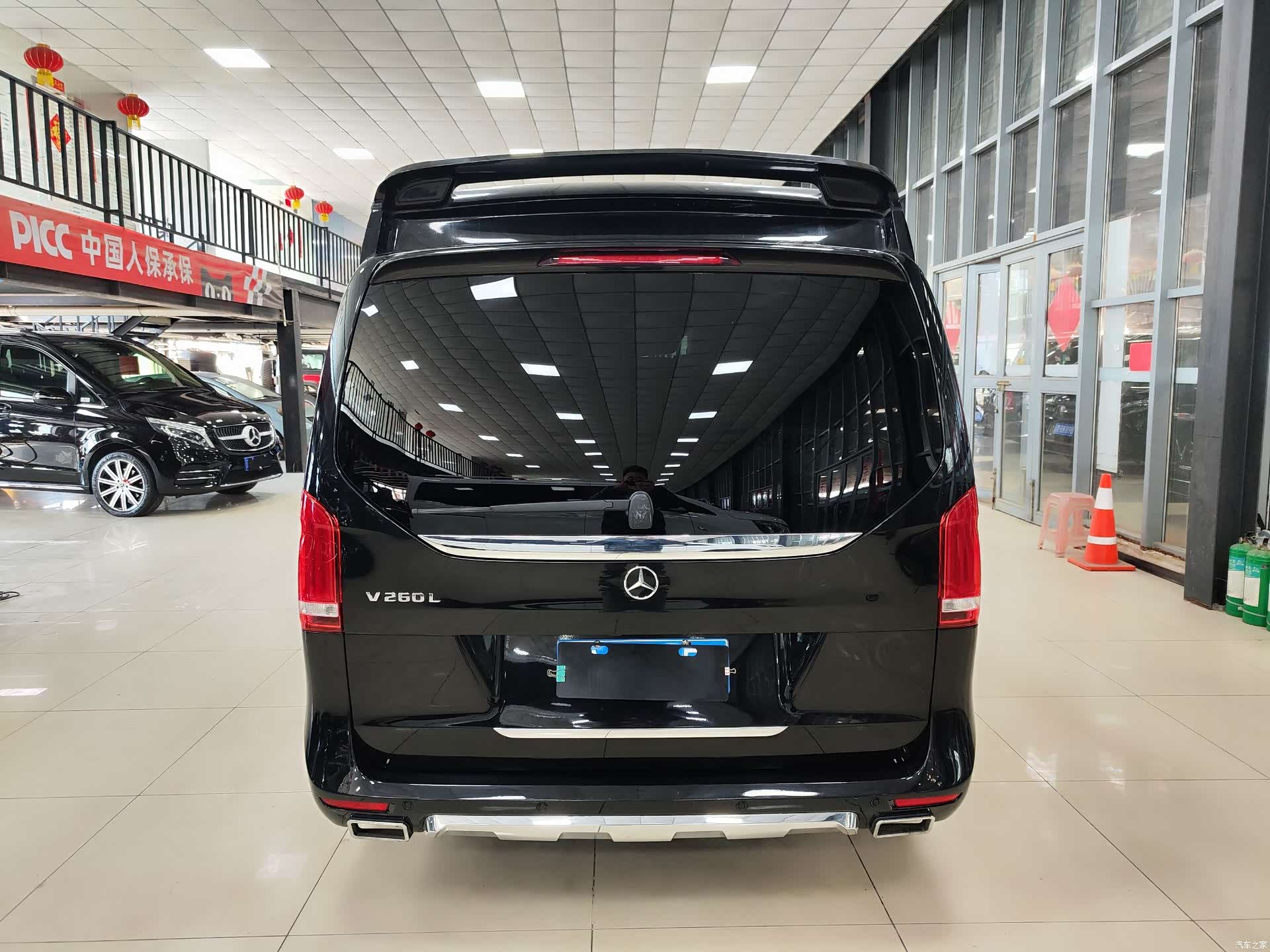 Mercedes-Benz V-Class, 2020 37