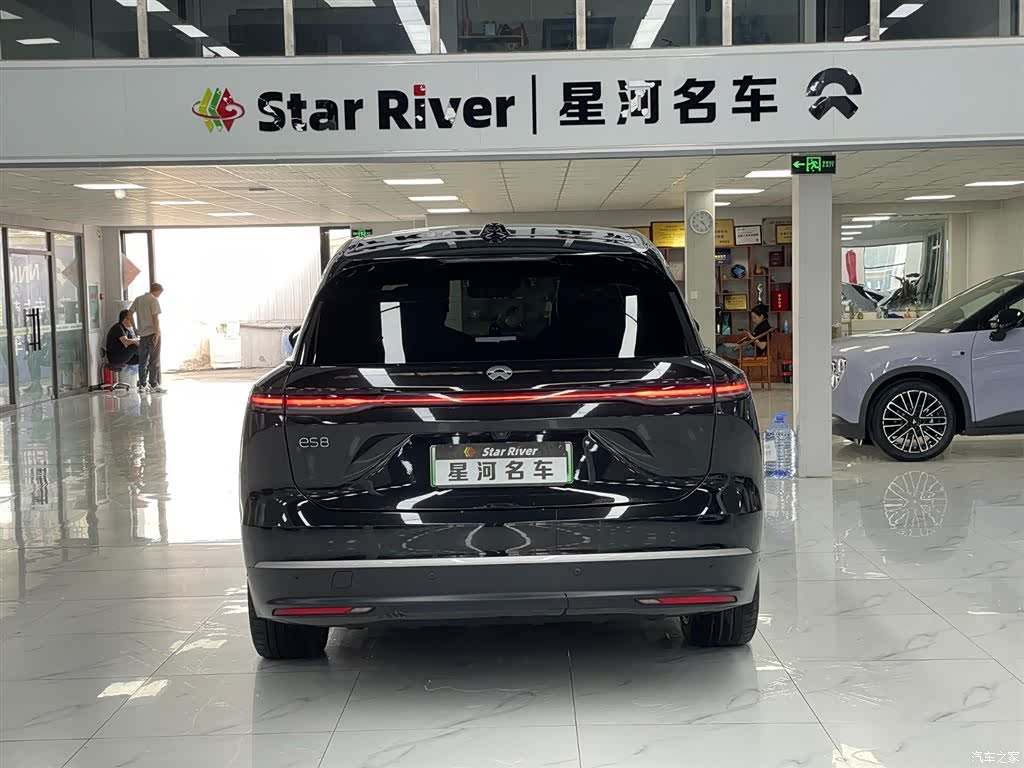 NIO ES8, 2023 6