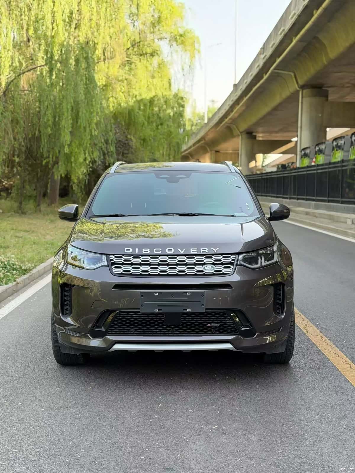 Land Rover Discovery, 2023 1