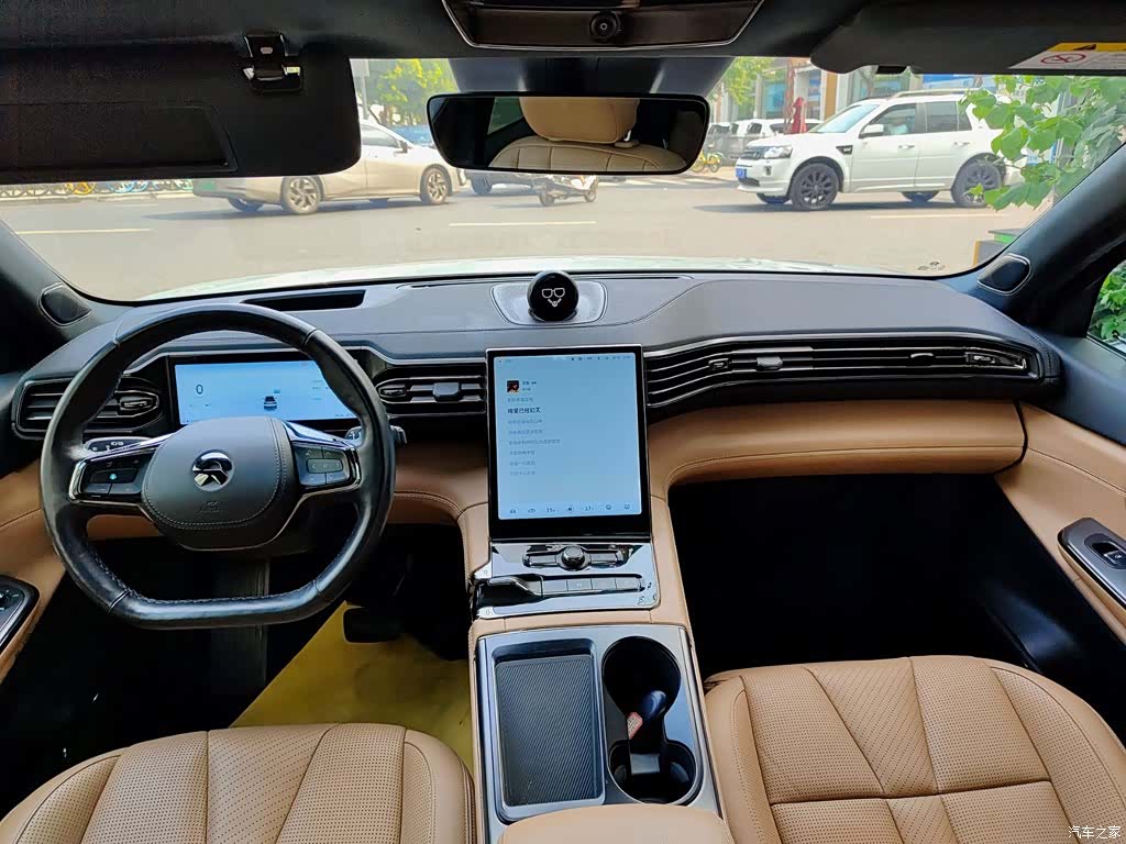 NIO ES8, 2022 10