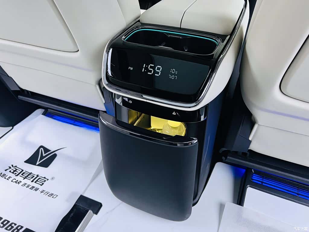 LEVC L380, 2025 17