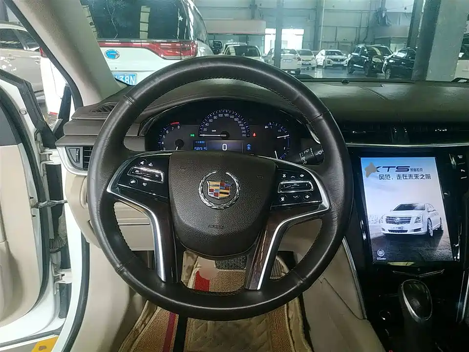 Cadillac XTS